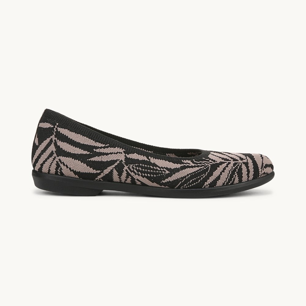 Life Stride Black and tan leaf Patterned Flats